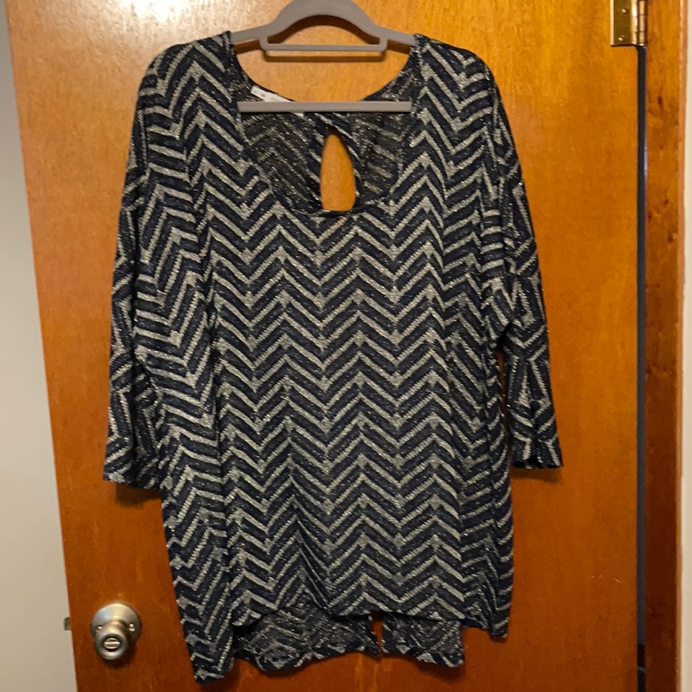 Holiday top navy and silver chevron 4